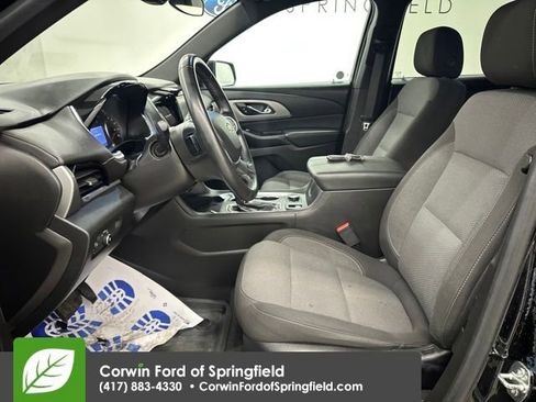 Used 2023 Chevrolet Traverse LT image 22