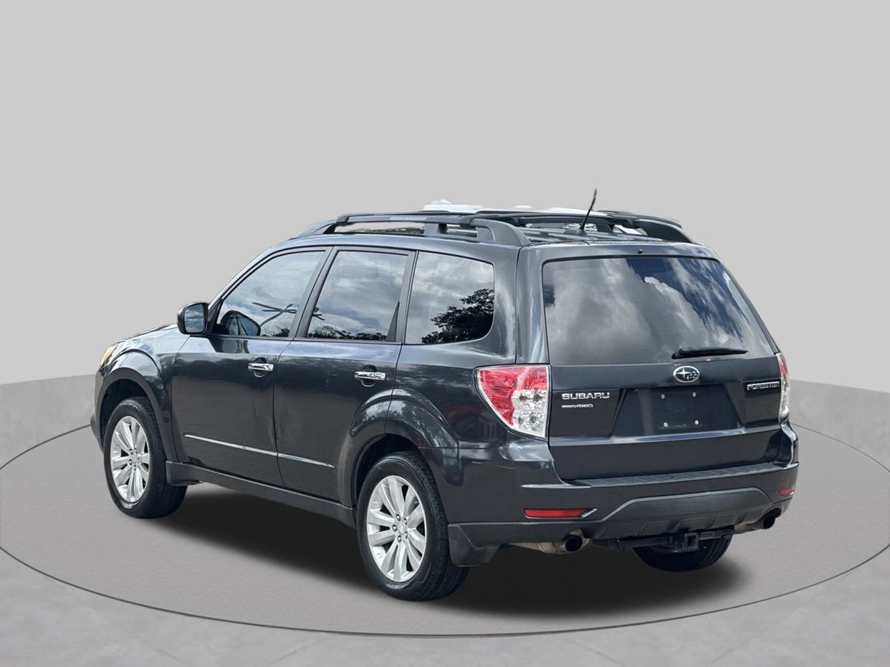 Used 2012 Subaru Forester 2.5X Limited AWD/4WD image 3