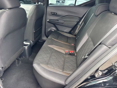 Used 2020 Nissan Kicks S FWD image 13