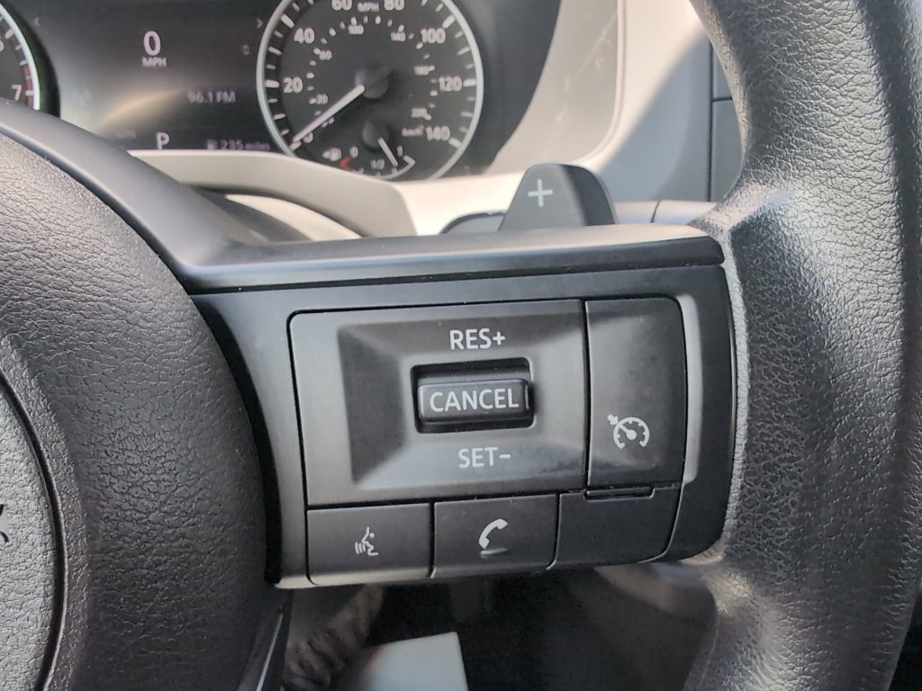 Used 2024 Nissan Pathfinder S AWD/4WD image 18