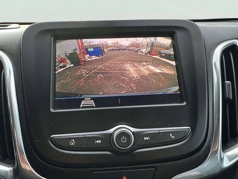 Used 2021 Chevrolet Equinox LT AWD/4WD image 30