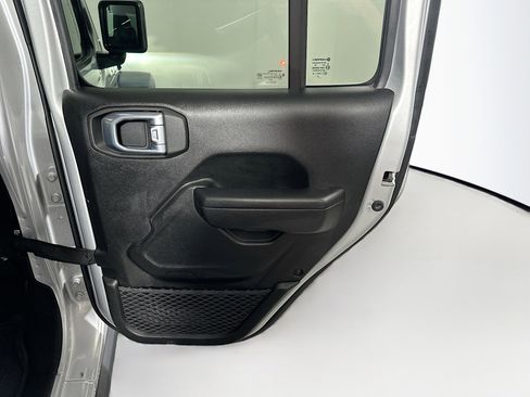 Used 2023 Jeep Wrangler Willys image 28