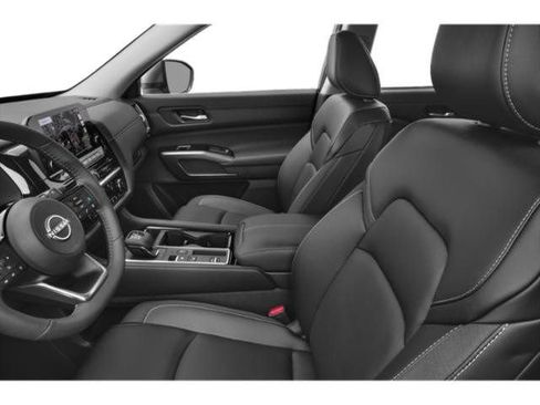 Used 2025 Nissan Pathfinder SL w/ Lighting Package (N92) FWD image 12