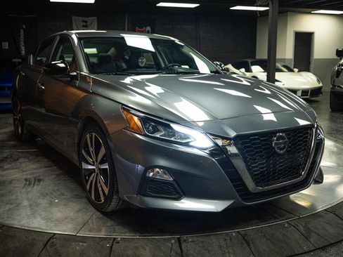 Used 2022 Nissan Altima 2.5 SR FWD image 5