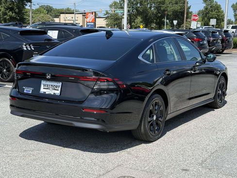 Used 2023 Honda Accord LX image 2