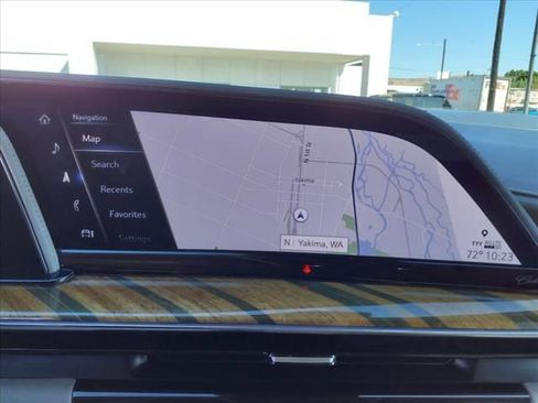 Used 2021 Cadillac Escalade Premium Luxury Platinum image 16