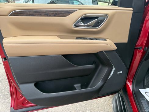 Used 2024 Chevrolet Tahoe Premier image 15