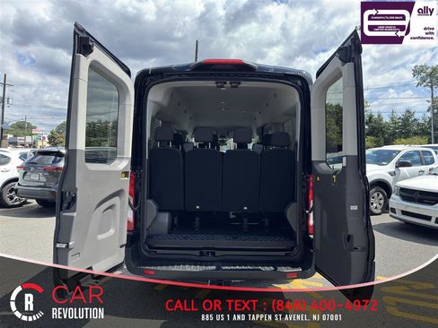 Used 2023 Ford Transit 350 XLT RWD image 6
