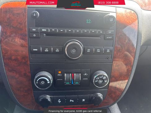 Used 2012 Lincoln Navigator 4WD image 18