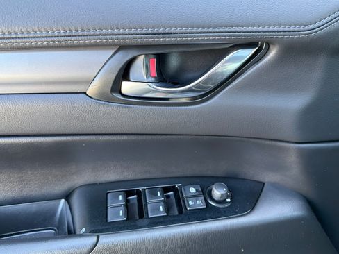 Used 2018 MAZDA CX-5 Touring w/ Preferred Equipment Package AWD/4WD image 10