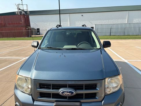 Used 2011 Ford Escape 4WD Hybrid image 3