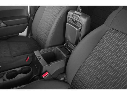 Certified 2018 Jeep Wrangler Unlimited Sport image 17