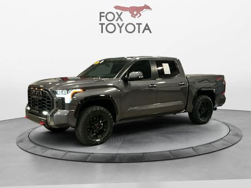 Used 2026 Toyota Tundra Platinum AWD/4WD image 1