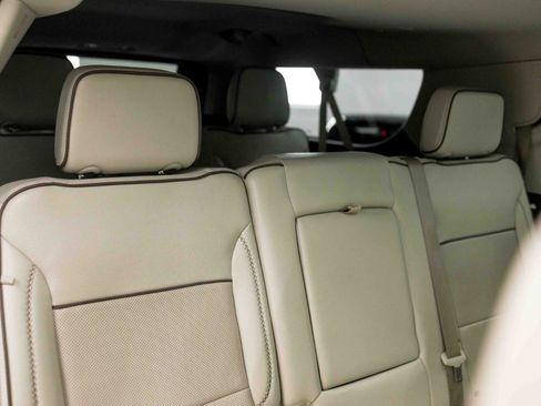 Used 2023 GMC Yukon XL Denali AWD/4WD image 79