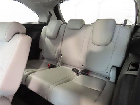 Used 2023 Honda Odyssey Touring image 30