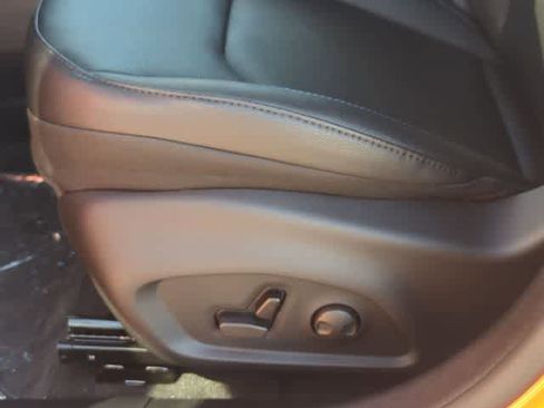 New 2026 Jeep Compass Limited image 17