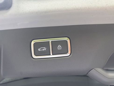 Used 2024 Kia EV9 GT-Line AWD/4WD image 7