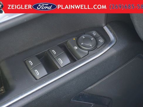 Used 2023 Chevrolet Silverado 1500 LT AWD/4WD image 28