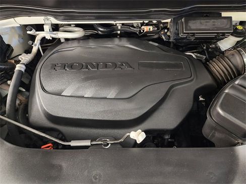 Used 2019 Honda Pilot Touring image 35