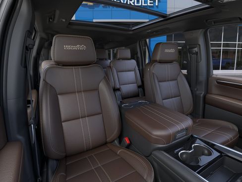 New 2026 Chevrolet Suburban High Country AWD/4WD image 40