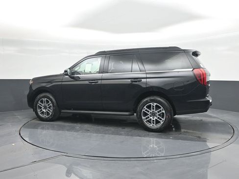 New 2025 Ford Expedition Active image 28