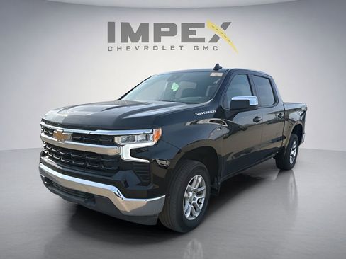Used 2022 Chevrolet Silverado 1500 LT AWD/4WD image 1