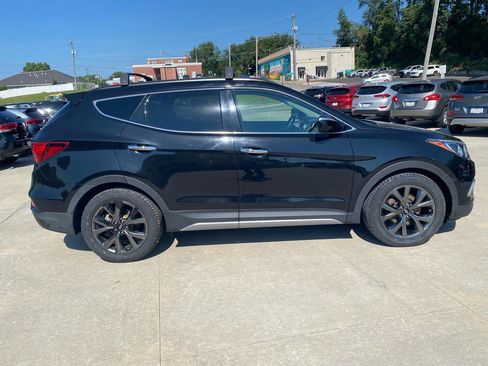 Used 2018 Hyundai Santa Fe Sport w/ 2.0T Ultimate Tech Package 05 AWD/4WD image 5