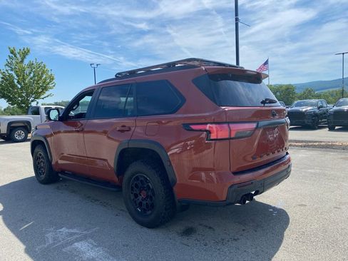Used 2024 Toyota Sequoia TRD Pro AWD/4WD image 4