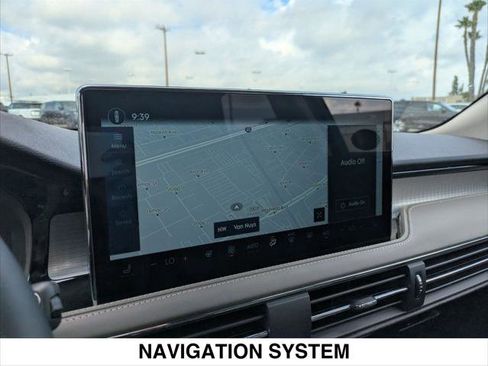 New 2025 Lincoln Corsair FWD w/ Equipment Group 101A image 9