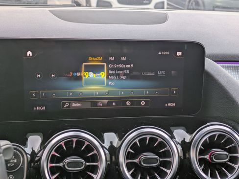 Certified 2023 Mercedes-Benz GLA 250 4MATIC image 20