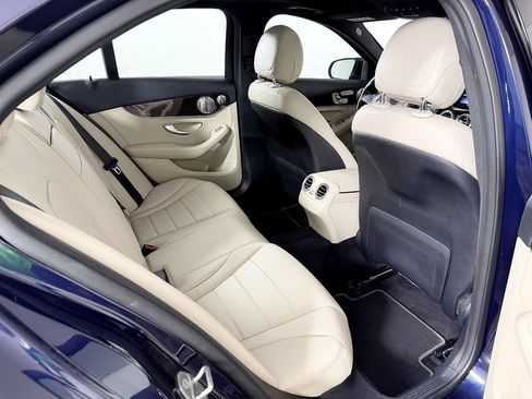 Used 2018 Mercedes-Benz C 300 4MATIC Sedan image 46