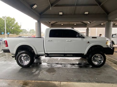 Used 2020 RAM 2500 Laramie AWD/4WD image 8