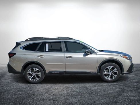 Used 2020 Subaru Outback Limited image 2