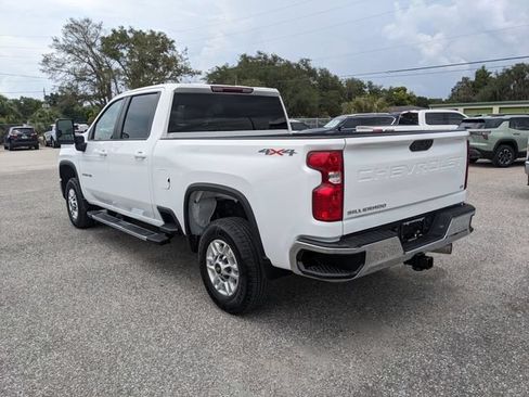 Used 2025 Chevrolet Silverado 2500 LT w/ Convenience Package AWD/4WD image 6