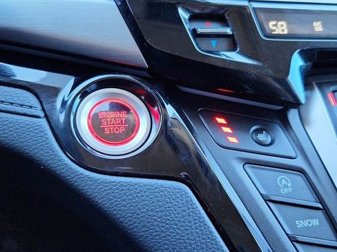 Used 2025 Honda Odyssey Touring image 24