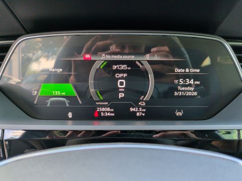 Certified 2023 Audi e-tron Premium w/ Convenience Plus Package image 21