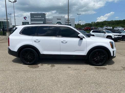 Used 2022 Kia Telluride SX w/ SX Prestige Package AWD/4WD image 7