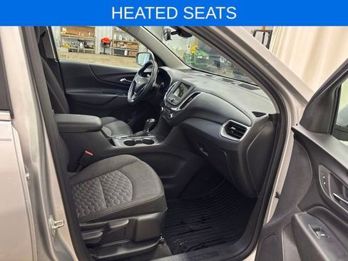 Used 2019 Chevrolet Equinox LT w/ Driver Convenience Package FWD image 14