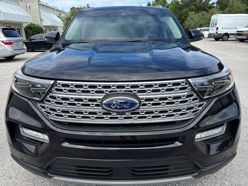Used 2021 Ford Explorer Limited w/ Equipment Group 301A RWD image 3