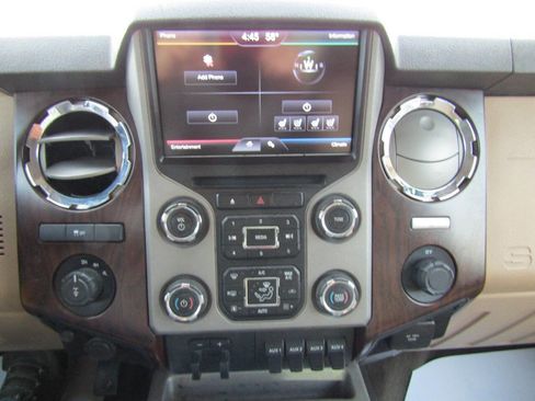 Used 2014 Ford F350 Lariat w/ Chrome Package image 12