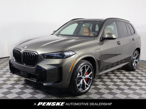 Used 2026 BMW X5 xDrive50e w/ M Sport Package AWD/4WD image 1