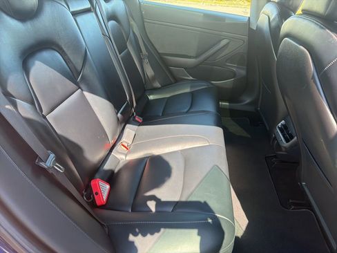 Used 2019 Tesla Model 3 Standard Range Plus image 21