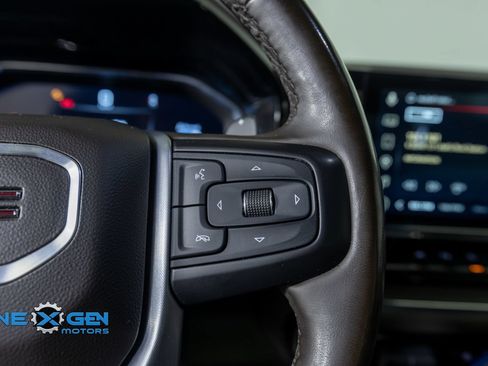 Used 2023 GMC Sierra 1500 SLT AWD/4WD image 15