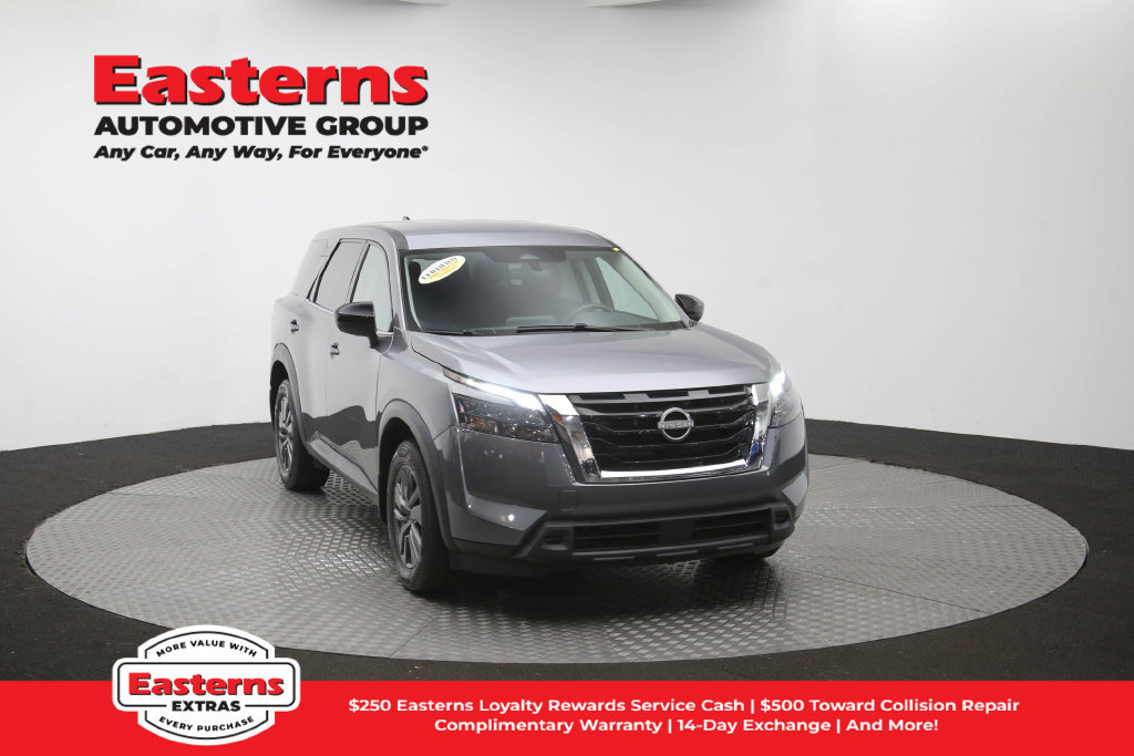 Used 2024 Nissan Pathfinder S AWD/4WD image 53