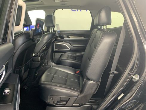 Used 2022 Kia Telluride EX w/ EX Premium Package FWD image 32
