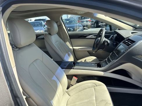 Used 2016 Lincoln MKZ w/ Equipment Group 300A Reserve FWD image 18