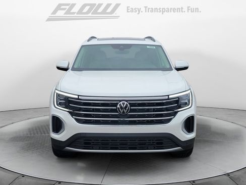 New 2026 Volkswagen Atlas SE AWD/4WD image 2