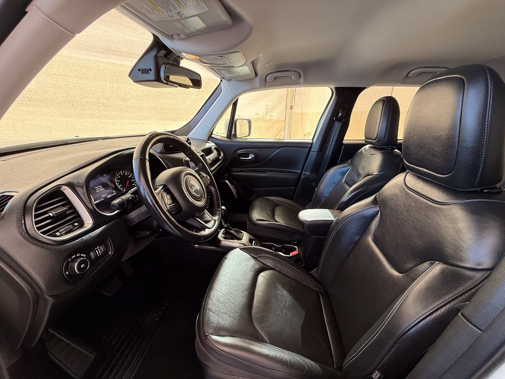Used 2018 Jeep Renegade Limited w/ UConnect 8.4 Nav Group AWD/4WD image 28
