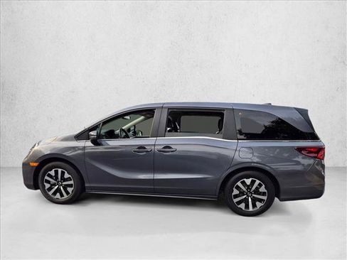 Used 2025 Honda Odyssey EX-L image 9