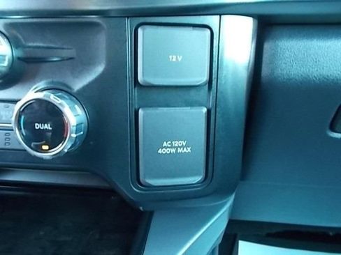 Used 2024 Ford F350 Lariat AWD/4WD image 27